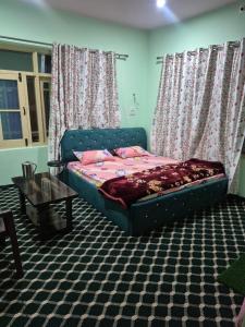The Gurez residency