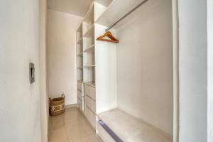 Gregana Villa - Modern 3BR in the Heart of Seminyak