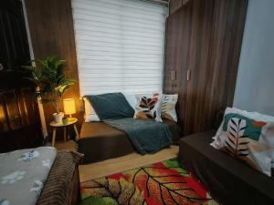 Cozy Nest Lay & Stay