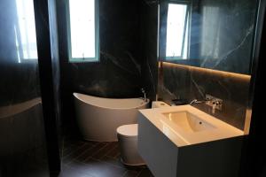 Bay Suites DUPLEX by Hesso Living