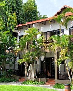 SUNSHINE BEACH Resort