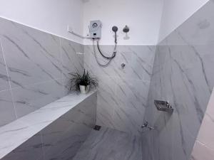 RockView Family Guest House