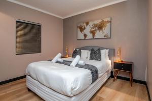 Peaceful Condo near the VA Waterfront with views