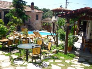 Akropolis Hotel