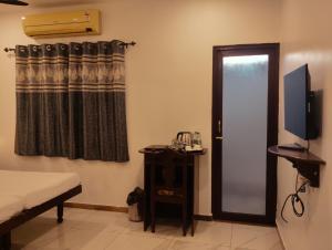 hotel sargam sadan