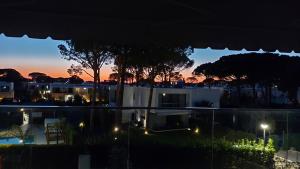 Sunset Seaside 2BR with Large Balcony at San Pietro Gjiri i Lalzit