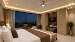 Hotel The Luxury Delhi Airport