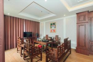 Hung Long Hotel