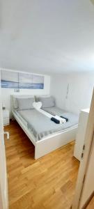 Dohány 2BR Chic Apartment