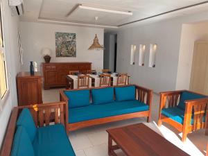 Villa moderne bord de plage, terrasse magnifique avec vue sur mer, Zarzis