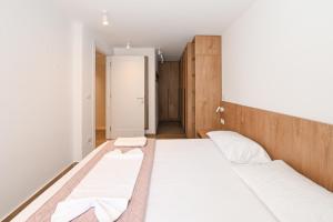 Amra Delux Apartments Durres