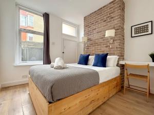Clerkenwell Apartments by PrimeCityHosts