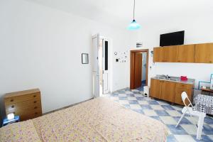 Monolocale Onda blu by Apulia Home