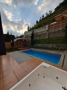 Aira Private Pool Glamping