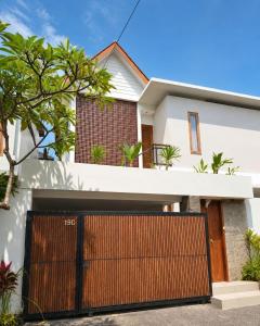 Villa Mertasari, Pool, Beachside, parking