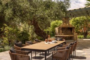 Casa Mila Kefalonia - Villa Escape with Private Pool and Sea View