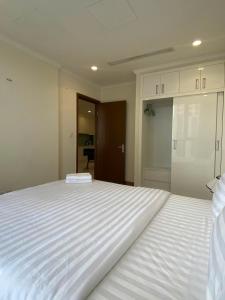 Luxury high-end apartments at Landmark Vinhome