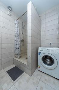 Затишна квартира біля парку, озера