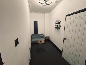 Stylish Two Bedroom Apartment, Moseley