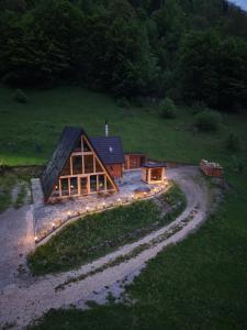 Atipic Chalet