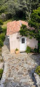 mini villa studio 1 pièce 19 m2 pour 2 personnes piscine partagée climatisation