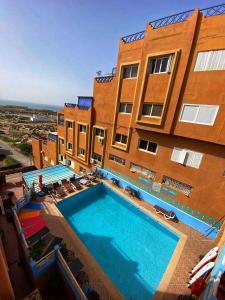 Cozy Flat With Pool Near The Beach TAMRAGHT -APP13