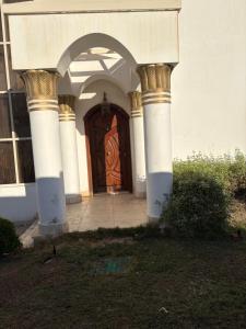 Carlton Luxury Villa