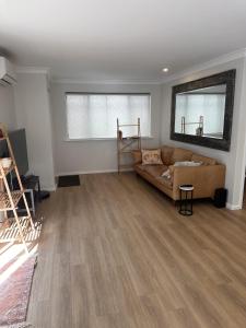 Luxury 2BR in Claremont