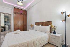 White Majorelle Horizon