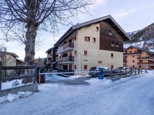 Studio cabine 4 pers avec balcon et wifi à Valloire - FR-1-263-543