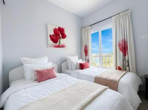 El Gouna luxury apartment lagoon and pool view