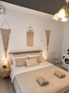 Cozy Boho Studio with Kitchenette & Bath