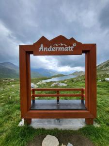 Andermatt, Gratis Parking, modern, Berge, Dorfkern