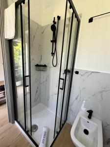 Residence Villa Alba - B&B Suite Disposition 555 Al Vittoriale