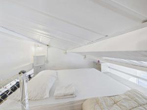 Studio Mezzanine pour 4 à Marseillan avec Parking Privé, TV et Cuisine Équipée - FR-1-326-783
