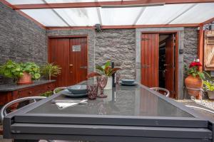 Stone House Vista