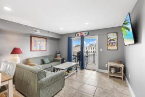 Breezy Point 202