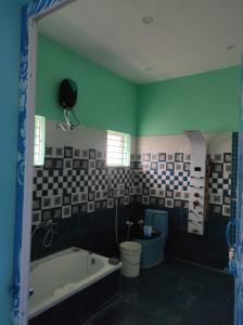 Blue spot manju groups