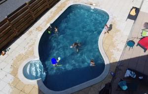 VILLA des 4 pins avec piscine