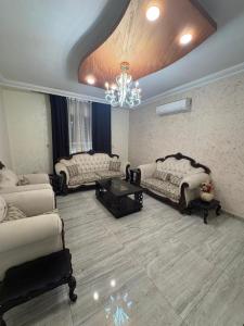 Toums Apartments