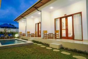 Royal Crown Villas