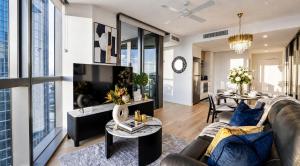 Luxury Riverfront Apartment level 38 Queens Wharf Tower
