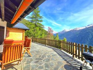 Chalet Chouc per le avec terrasses et vue