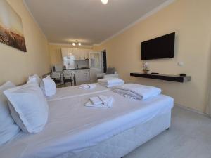 APART-HOTEL Stamopolu Lux с изглед към морето