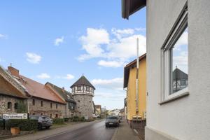 Moderne, vollausgestattete 3 BR-Wohnung zentrumnah