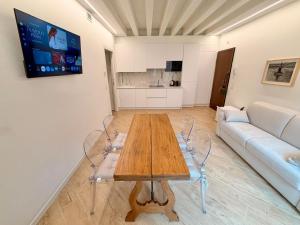 AllIsola Apartment