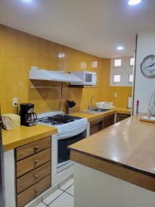 Beautiful condominium minutes from the beach in Huatulco