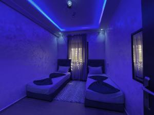 Modern WiFi Agadir 10 min Beach Netflix IPTV Hay Salam