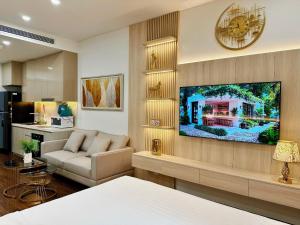 Hanoi Homestay VinSmart City Big Stu Big Sale