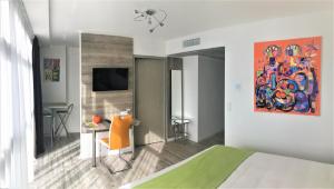 Hotels Appart' Hotel La Girafe Marseille Est - Porte d'Aubagne : Chambre Double Standard